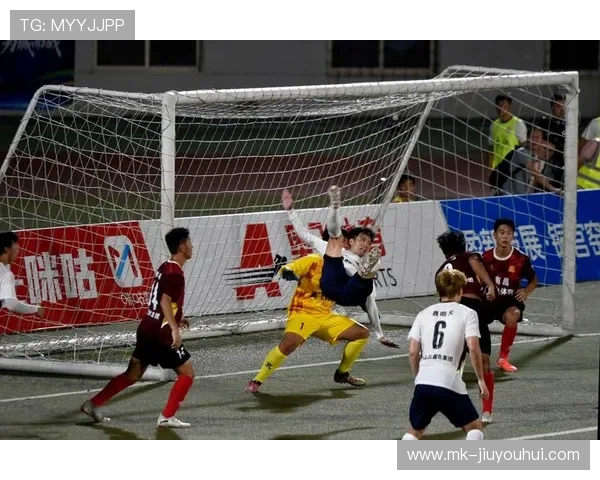 《我老婆迷上足球的那些年 从不解到热爱背后的故事与情感》